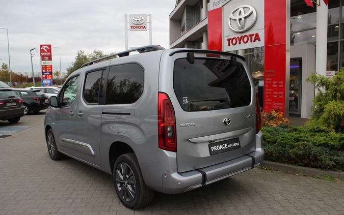 Toyota Proace City Verso cena 227900 przebieg: 5, rok produkcji 2023 z Poznań małe 37